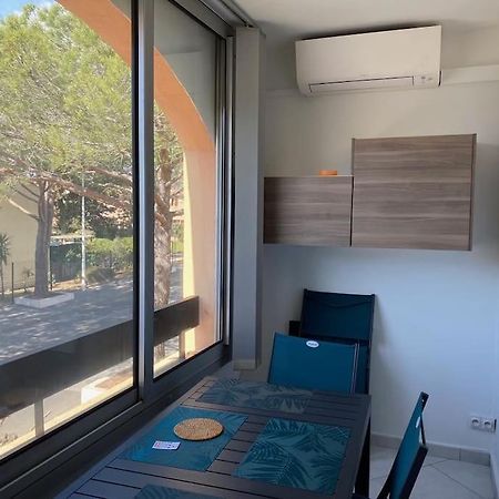 Ravissant T3 En Duplex Proche Mer Ла Лонд-ле-Мор Екстериор снимка